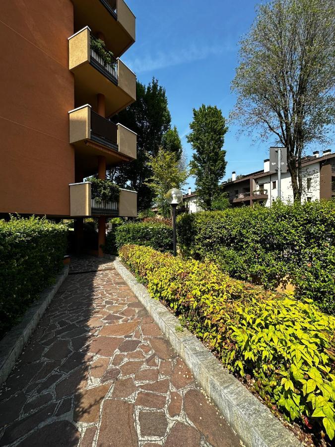 Tevere 20 House Monza Eksteriør billede